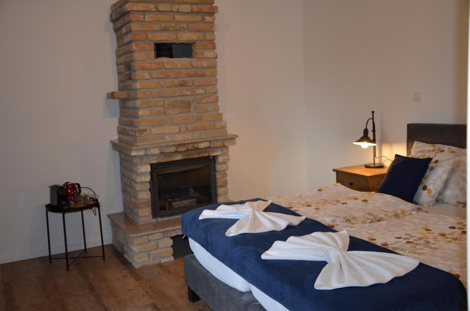 Hotel Kerekerdo Vendeghaz Kisszékely Zewnętrze zdjęcie